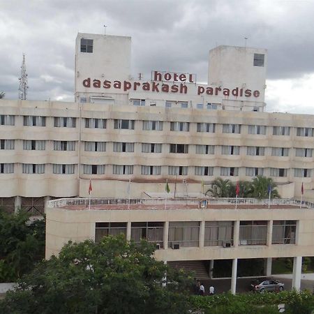 Hotel Paradise - Mysore Dasaprakash Group Exteriör bild