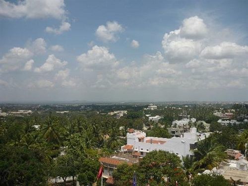 Hotel Paradise - Mysore Dasaprakash Group Exteriör bild